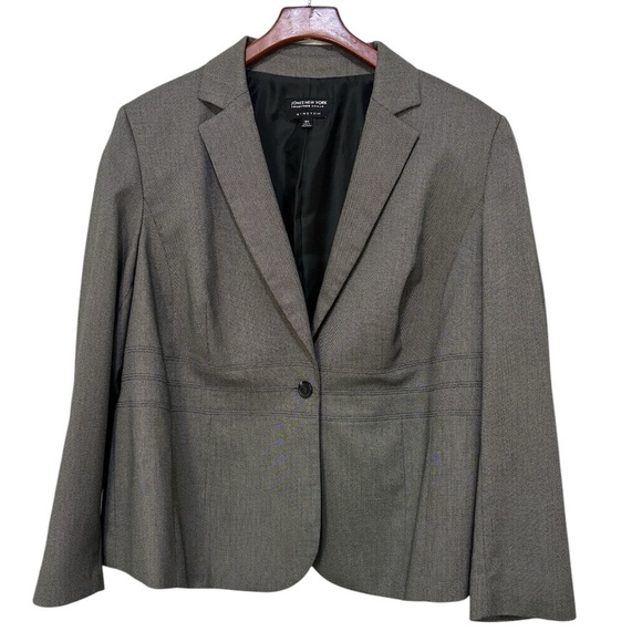 Jones New York Jackets & Blazers - Jones New York lined suit jacket woman stretch 18W black white patterned boss